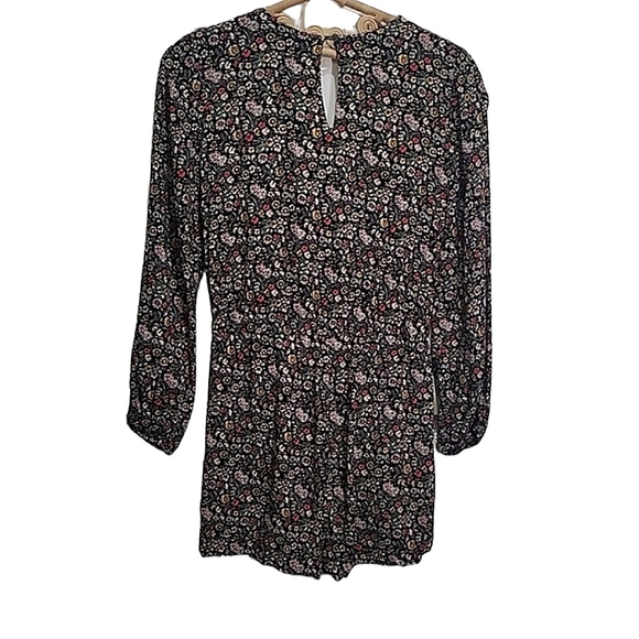 Loft Ditsy Floral Long Sleeve romper size S - Picture 5 of 6